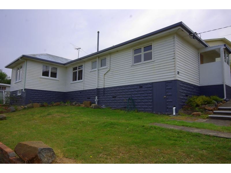 36 River Street, Bellerive TAS 7018