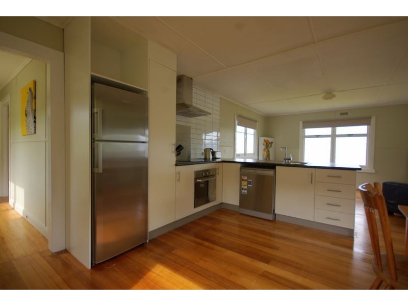 36 River Street, Bellerive TAS 7018