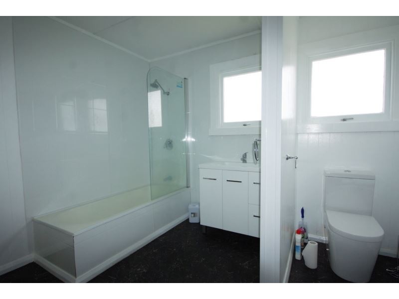 36 River Street, Bellerive TAS 7018