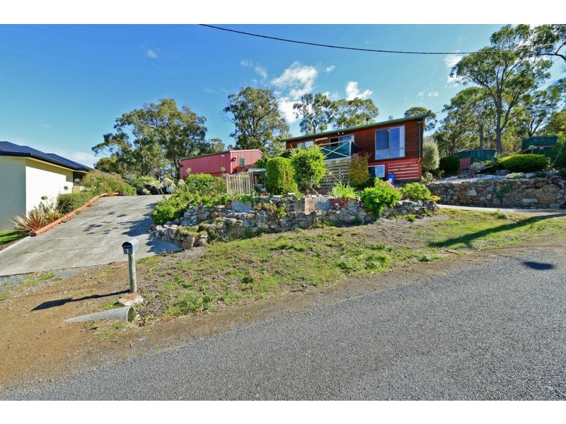 1 Brown Hawk Road, Primrose Sands TAS 7173