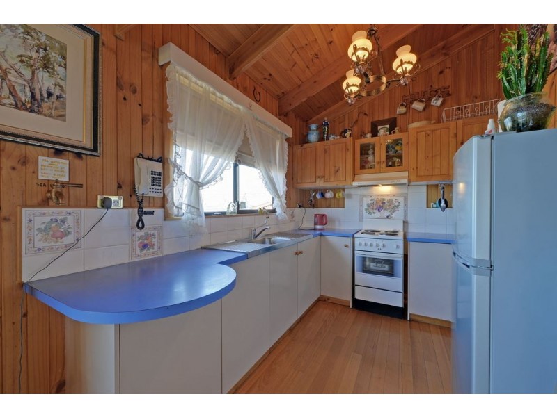 1 Brown Hawk Road, Primrose Sands TAS 7173