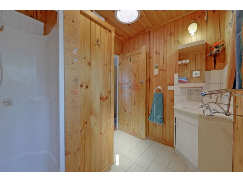 1 Brown Hawk Road, Primrose Sands TAS 7173