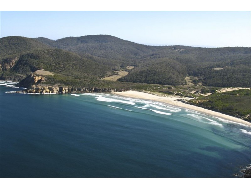 863 Roaring Beach Road, Nubeena TAS 7184