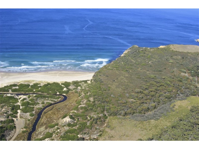 863 Roaring Beach Road, Nubeena TAS 7184