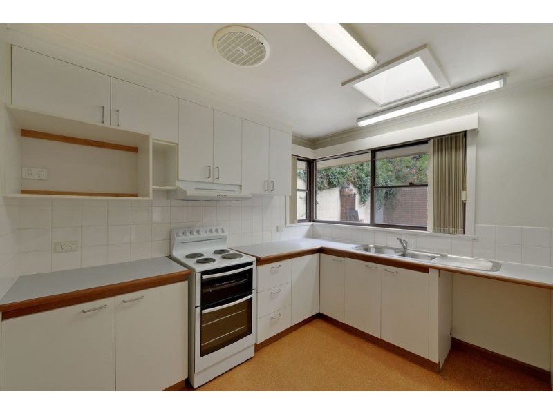 55 Cornwall Street, Rose Bay TAS 7015