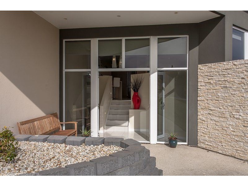 53 Spinnaker Crescent, Tranmere TAS 7018