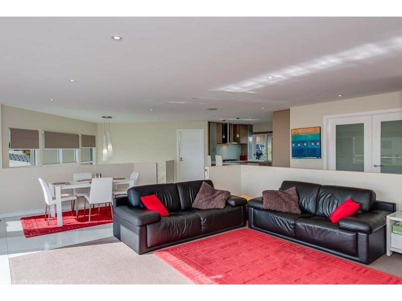53 Spinnaker Crescent, Tranmere TAS 7018
