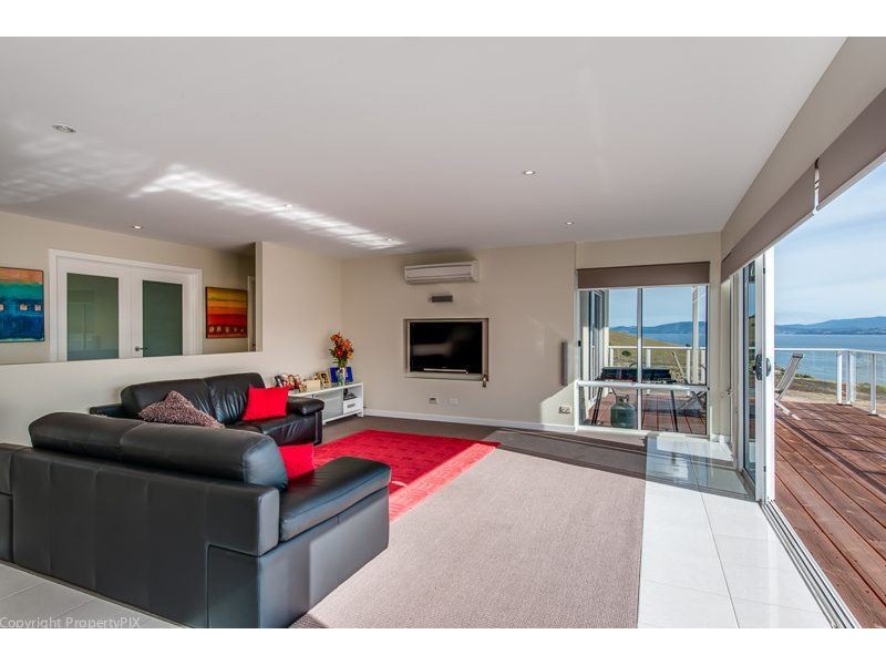 53 Spinnaker Crescent, Tranmere TAS 7018