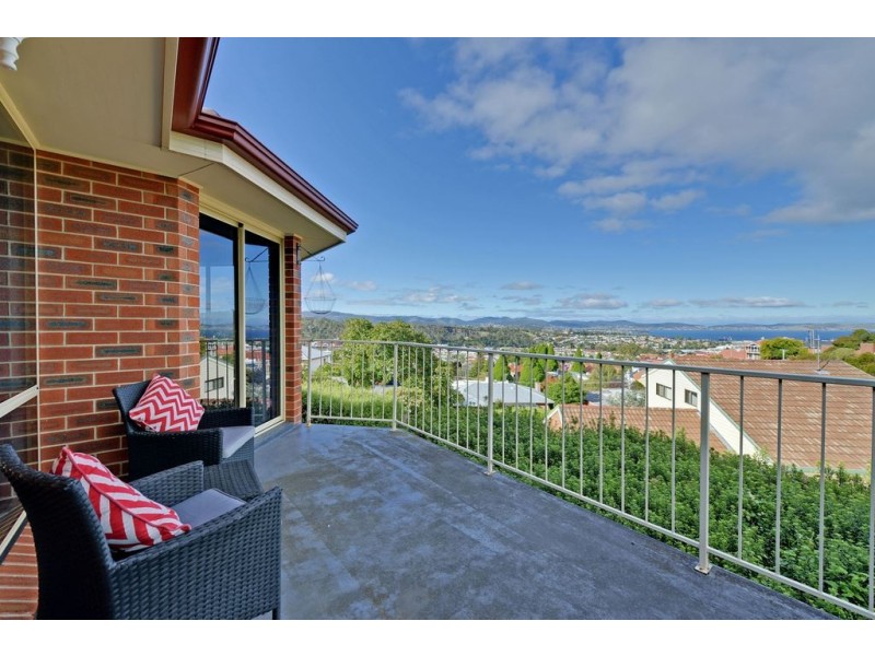 8 Rosina Court, Mount Stuart TAS 7000