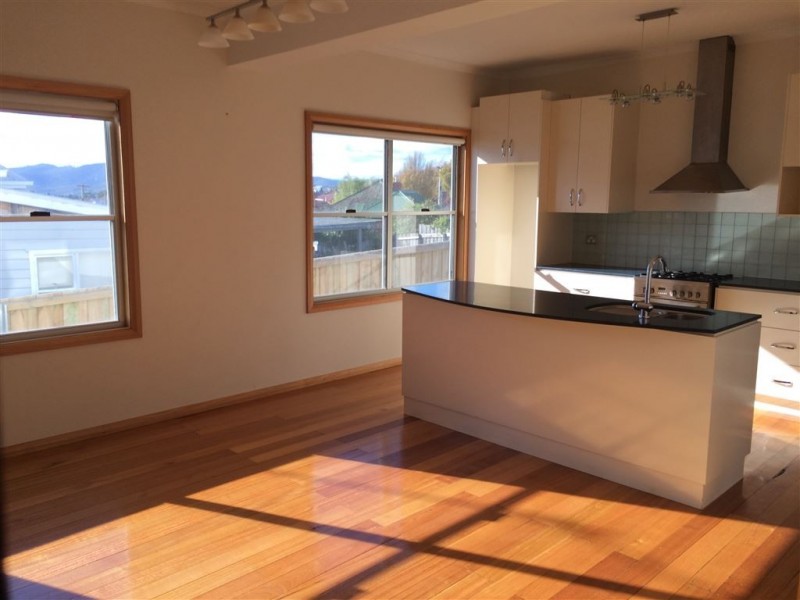 9 Forster Street, New Town TAS 7008