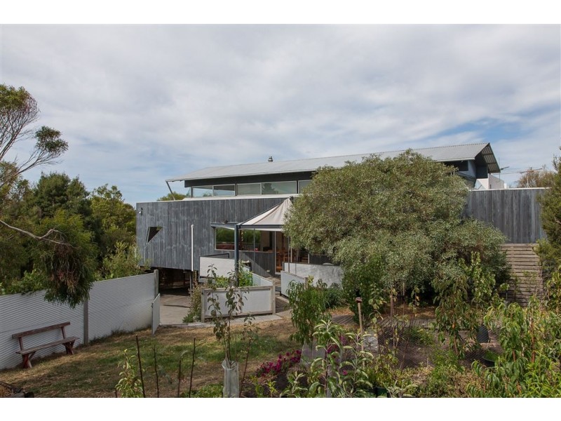442 Clifton Beach Road, Clifton Beach TAS 7020