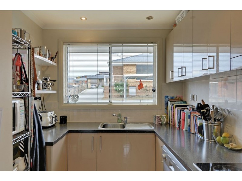 2/8 Glenfern Street, Howrah TAS 7018