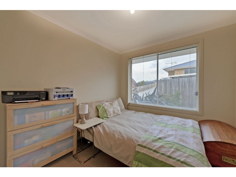 2/8 Glenfern Street, Howrah TAS 7018