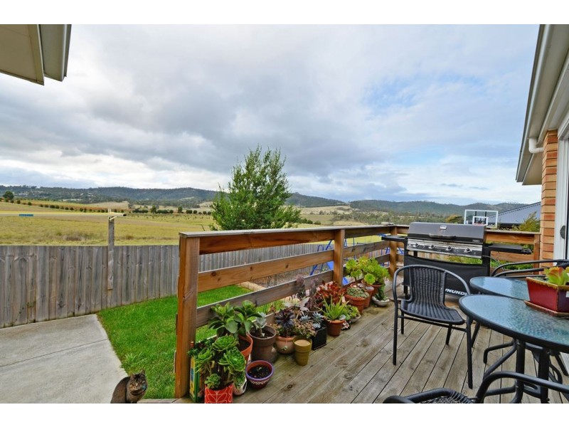 2/8 Glenfern Street, Howrah TAS 7018