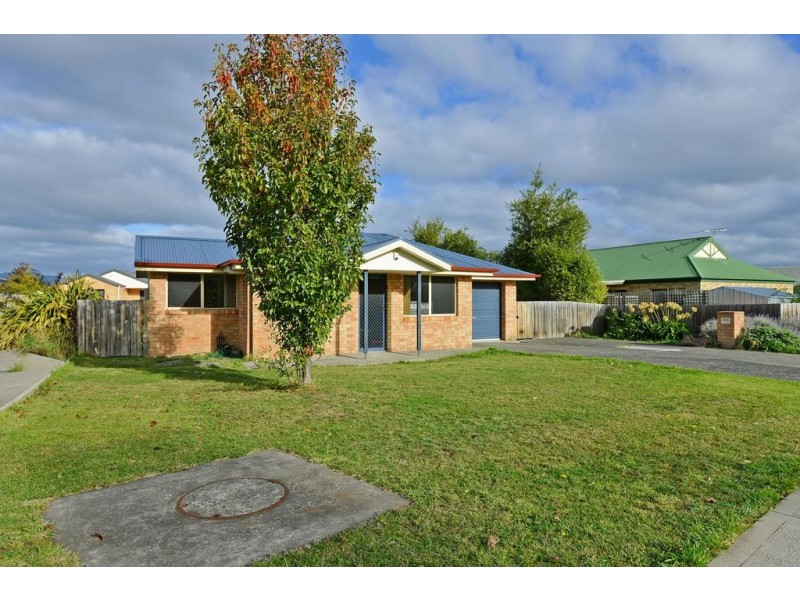 4 Clarence Crescent, Rokeby TAS 7019