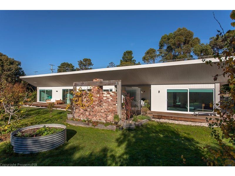 411 Clifton Beach Road, Clifton Beach TAS 7020