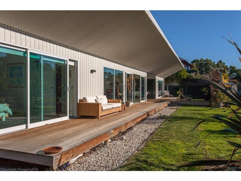 411 Clifton Beach Road, Clifton Beach TAS 7020