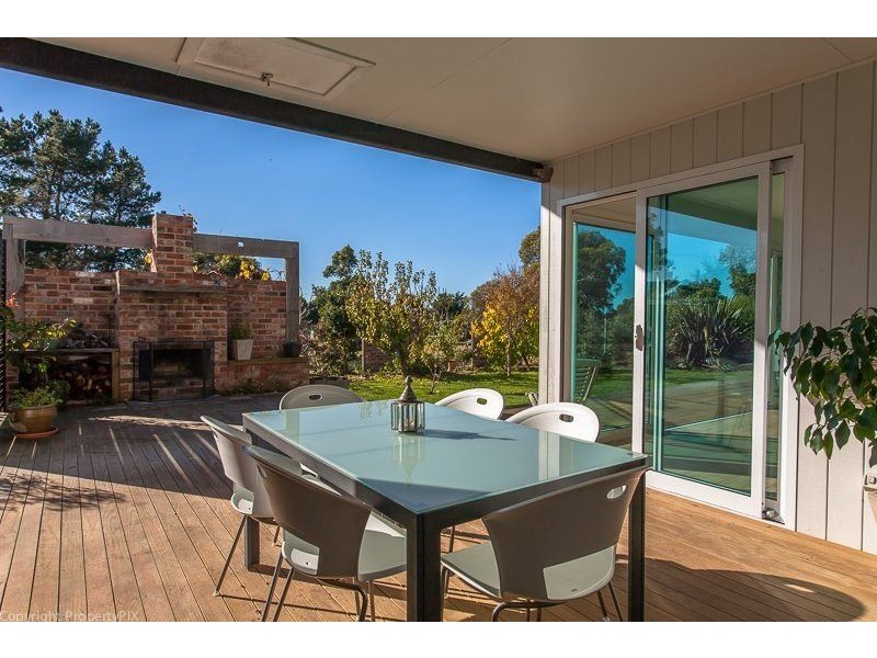 411 Clifton Beach Road, Clifton Beach TAS 7020