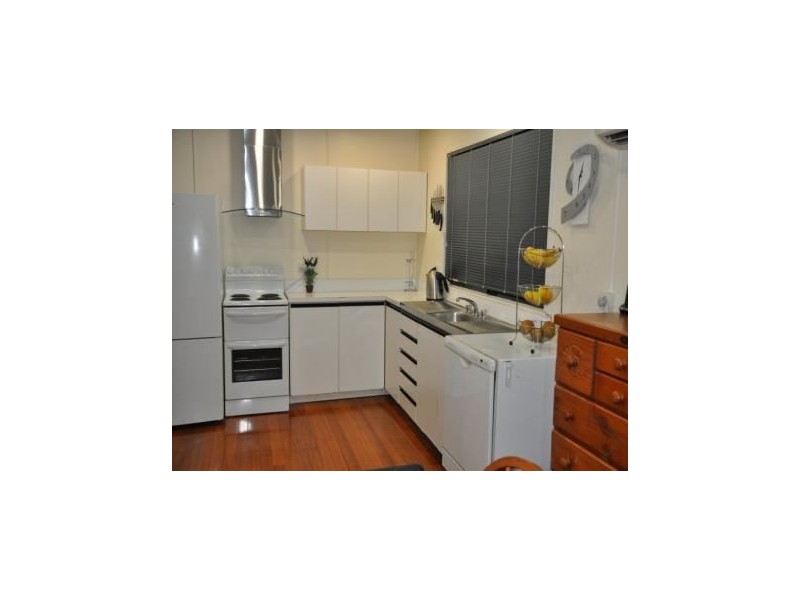 178 Cambridge Road, Warrane TAS 7018