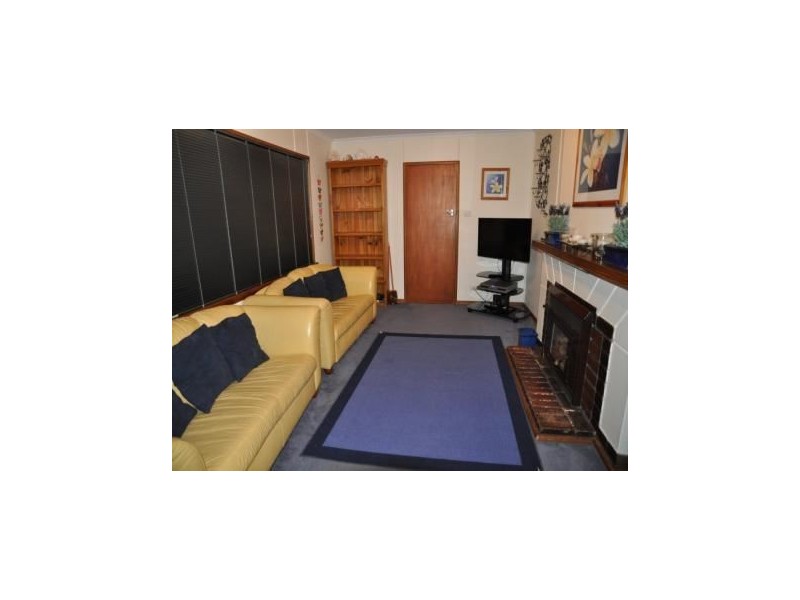 178 Cambridge Road, Warrane TAS 7018