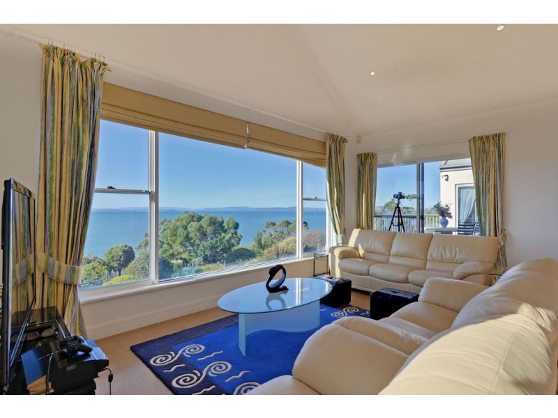 23 Kirra Road, Roches Beach TAS 7170