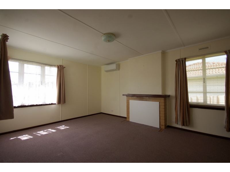 35 Schouten Street, Warrane TAS 7018