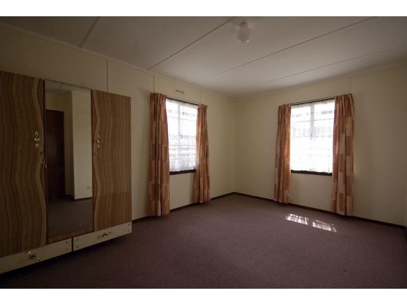 35 Schouten Street, Warrane TAS 7018