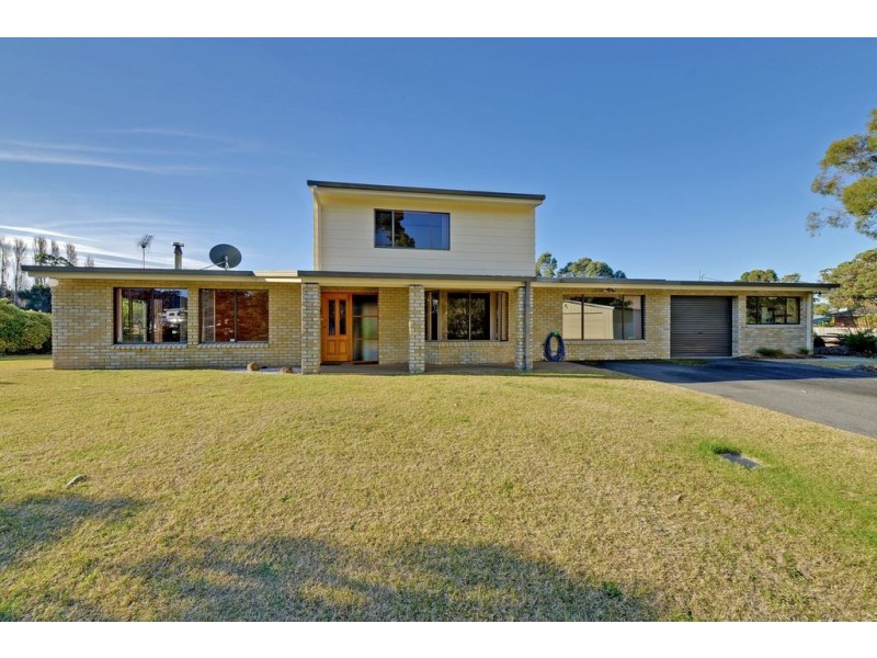 37 Seven Mile Beach Road, Seven Mile Beach TAS 7170