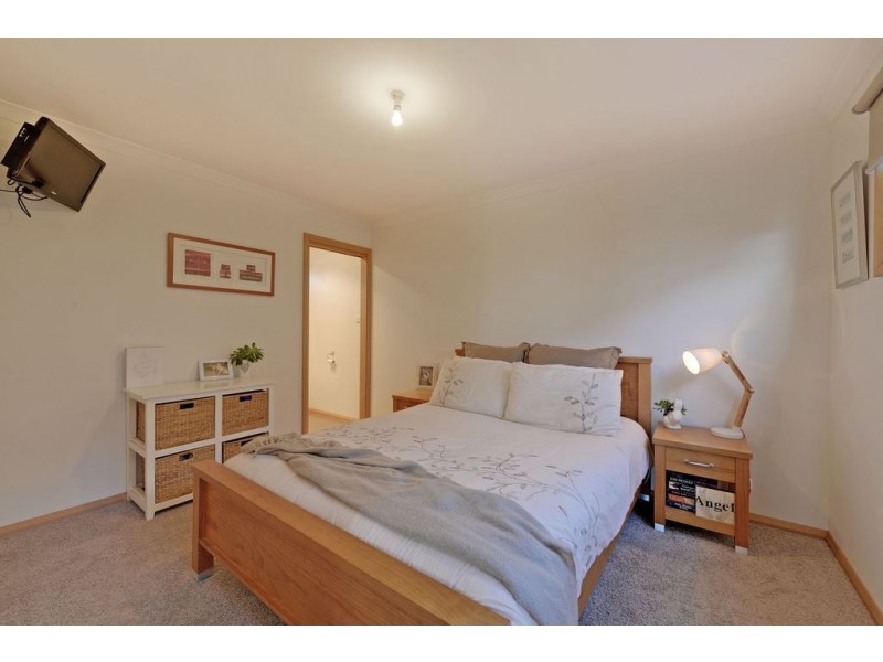 1/19 Bellemont Court, Geilston Bay TAS 7015