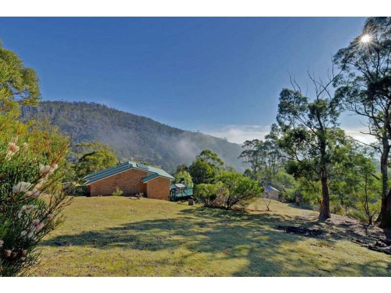 88 Brushy Creek Road, Lenah Valley TAS 7008