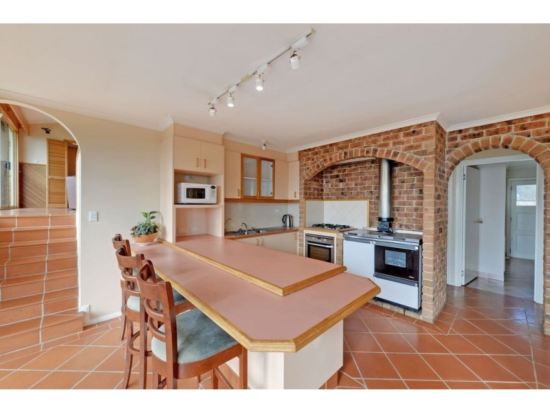 88 Brushy Creek Road, Lenah Valley TAS 7008