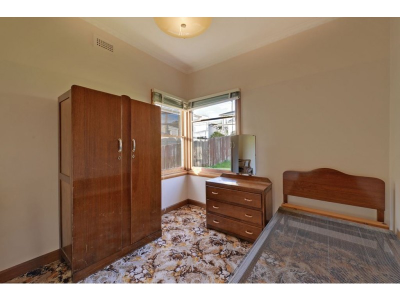 175 Cambridge Road, Warrane TAS 7018