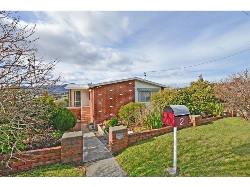 2 Kingswood Crescent, Berriedale TAS 7011