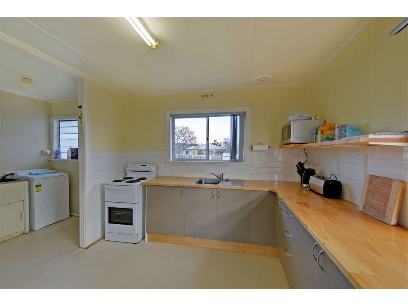 7 Lennon Place, Warrane TAS 7018