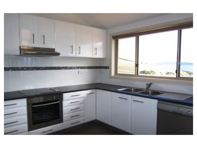 51 Spinnaker Crescent, Tranmere TAS 7018