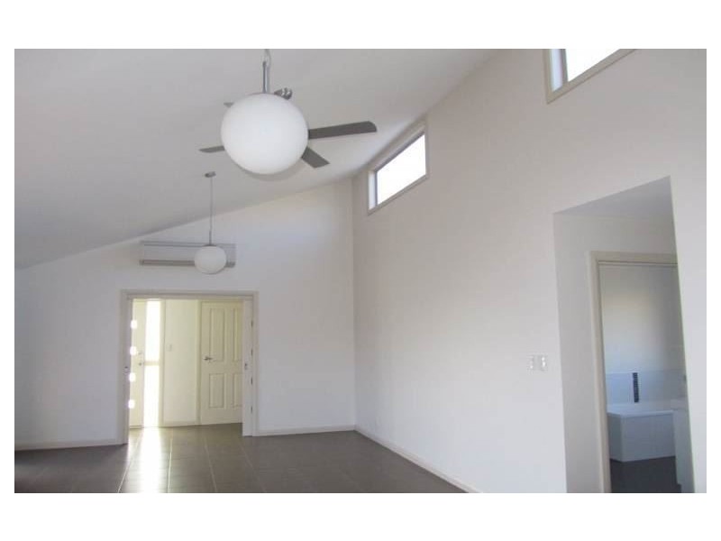 51 Spinnaker Crescent, Tranmere TAS 7018