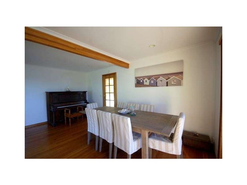 9 Bicheno Street, Clifton Beach TAS 7020