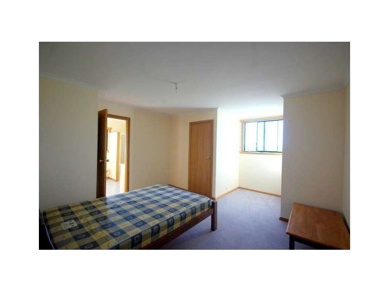 9 Bicheno Street, Clifton Beach TAS 7020