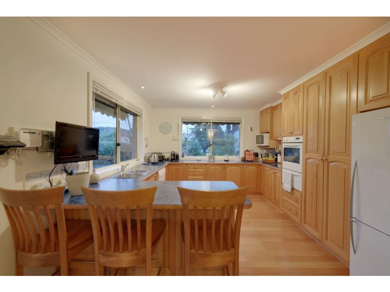 102 Cambridge Road, Bellerive TAS 7018