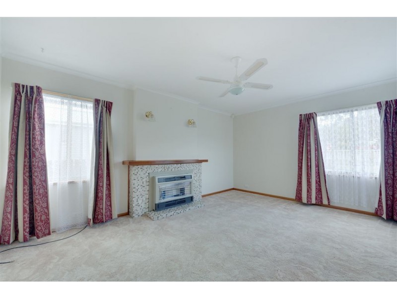 260 Cambridge Road, Warrane TAS 7018
