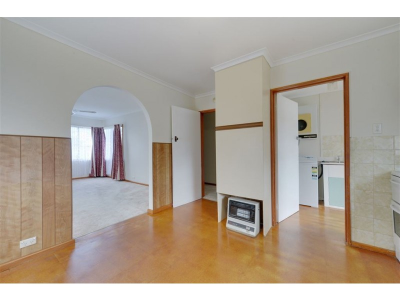 260 Cambridge Road, Warrane TAS 7018