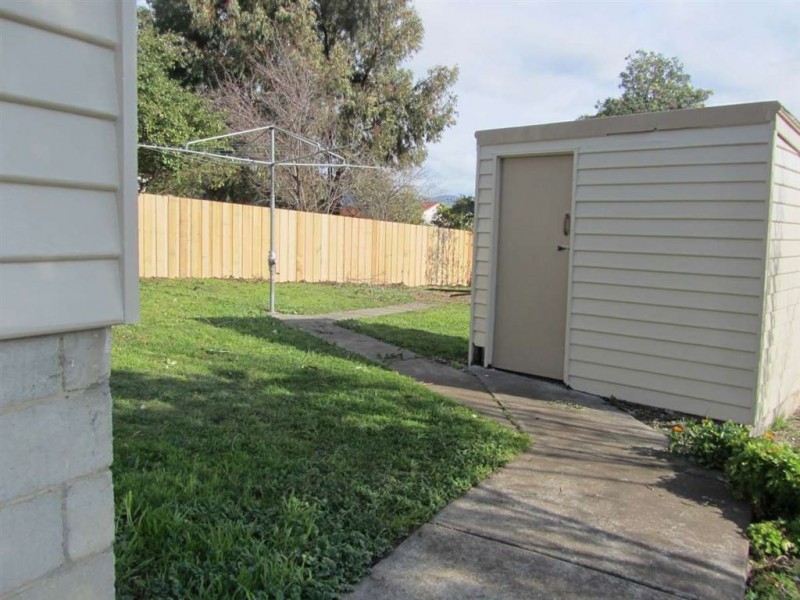 12 Heemskirk Street, Warrane TAS 7018