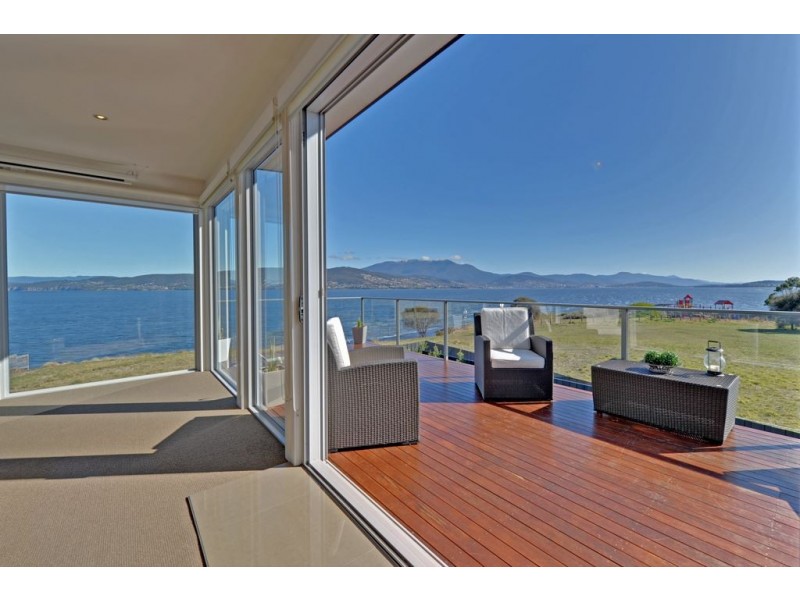32 Pindos Drive, Tranmere TAS 7018
