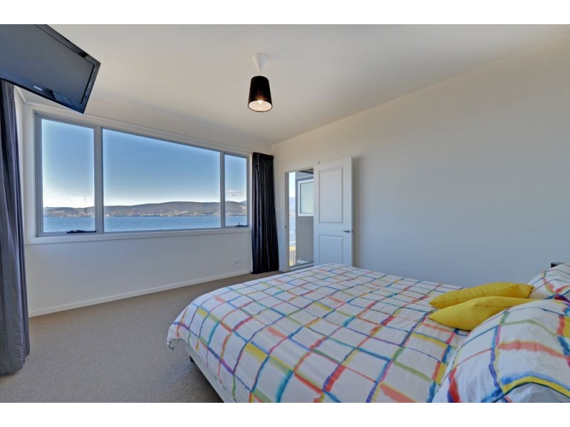 32 Pindos Drive, Tranmere TAS 7018