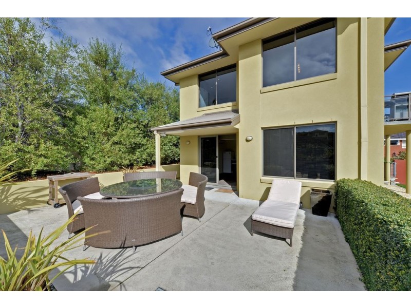 12 Arlunya Street, Tranmere TAS 7018