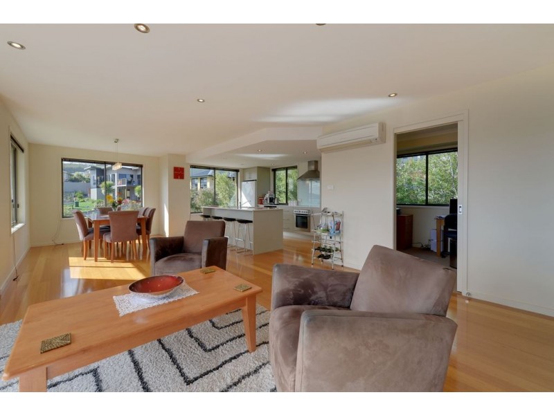 12 Arlunya Street, Tranmere TAS 7018