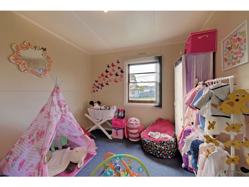 7 Lennon Place, Warrane TAS 7018