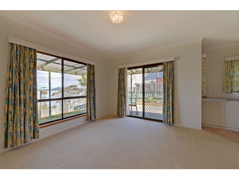 12 Higson Street, Midway Point TAS 7171