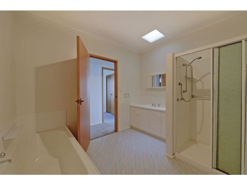 12 Higson Street, Midway Point TAS 7171