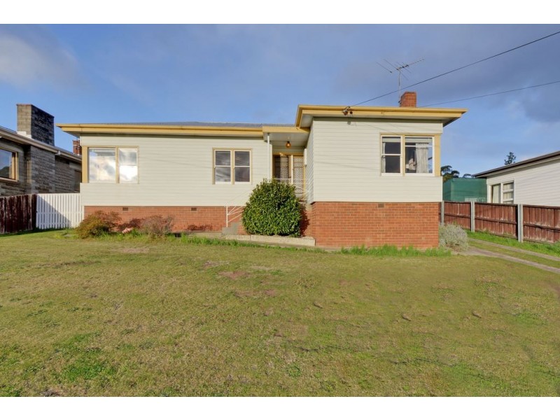 175 Cambridge Road, Warrane TAS 7018